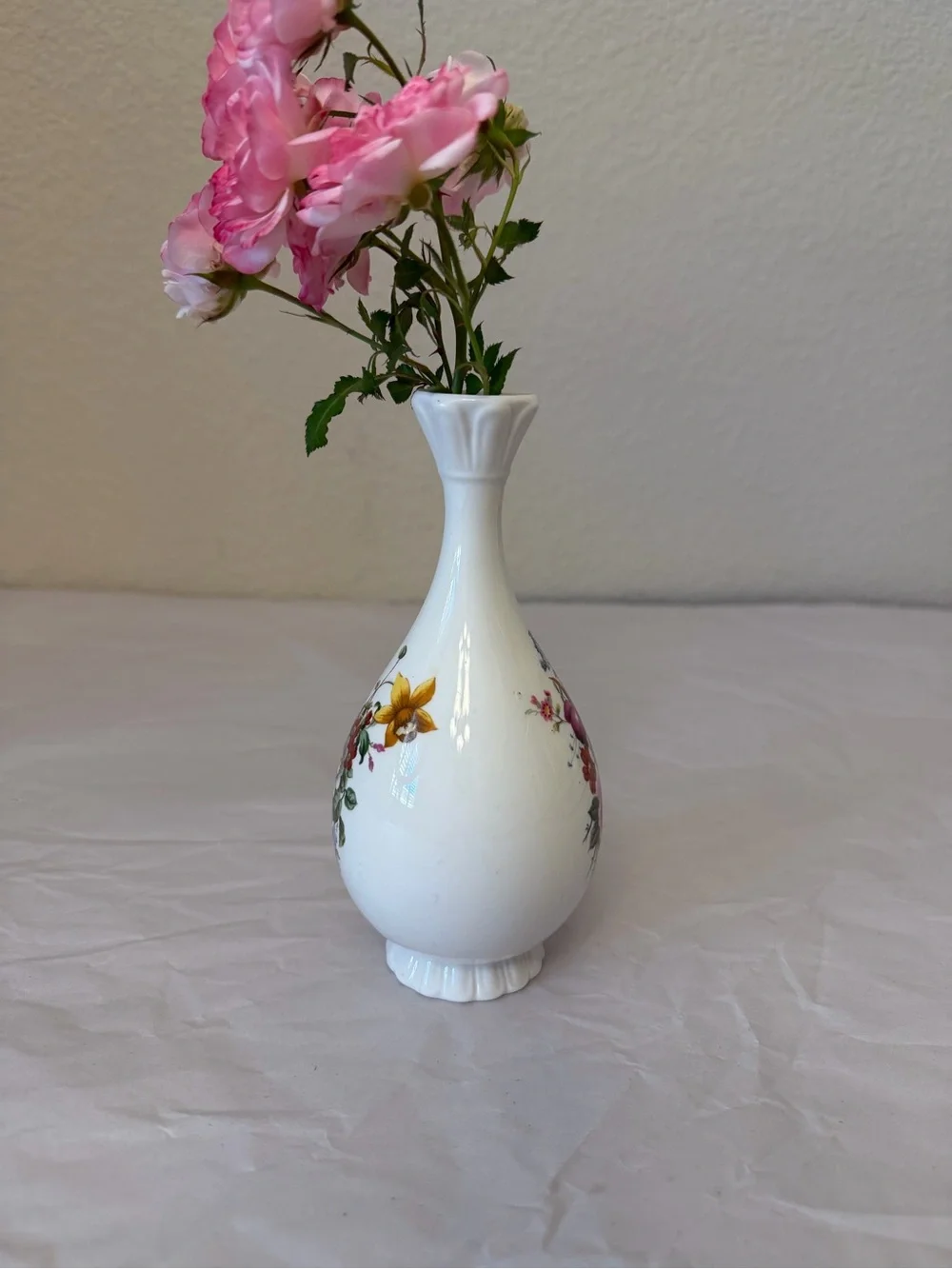 Coalport White Porcelain Bud Vase with Pink Floral Accents 6.4 inch